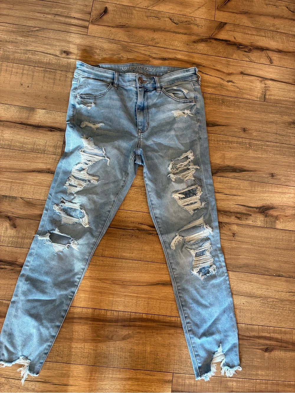 American Eagle Outfitters Light Blue Ripped Skinny Jeans